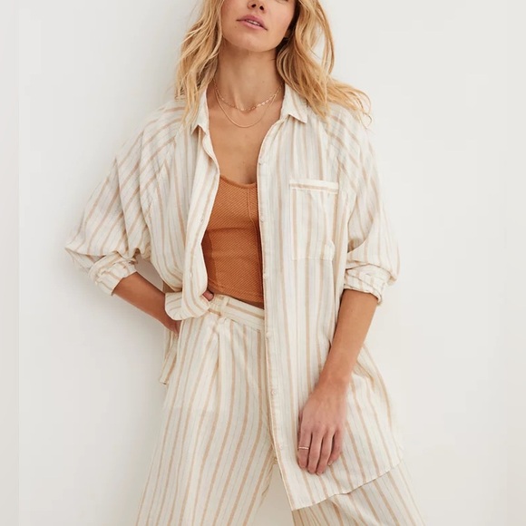 Aerie Cream and Tan Striped Shirt beach size small oversized trending - Picture 1 of 10
